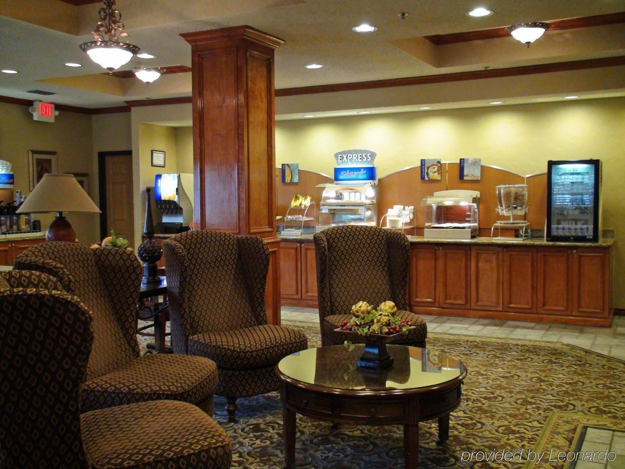 Holiday Inn Express Hotel & Suites Greenville By Ihg Luaran gambar