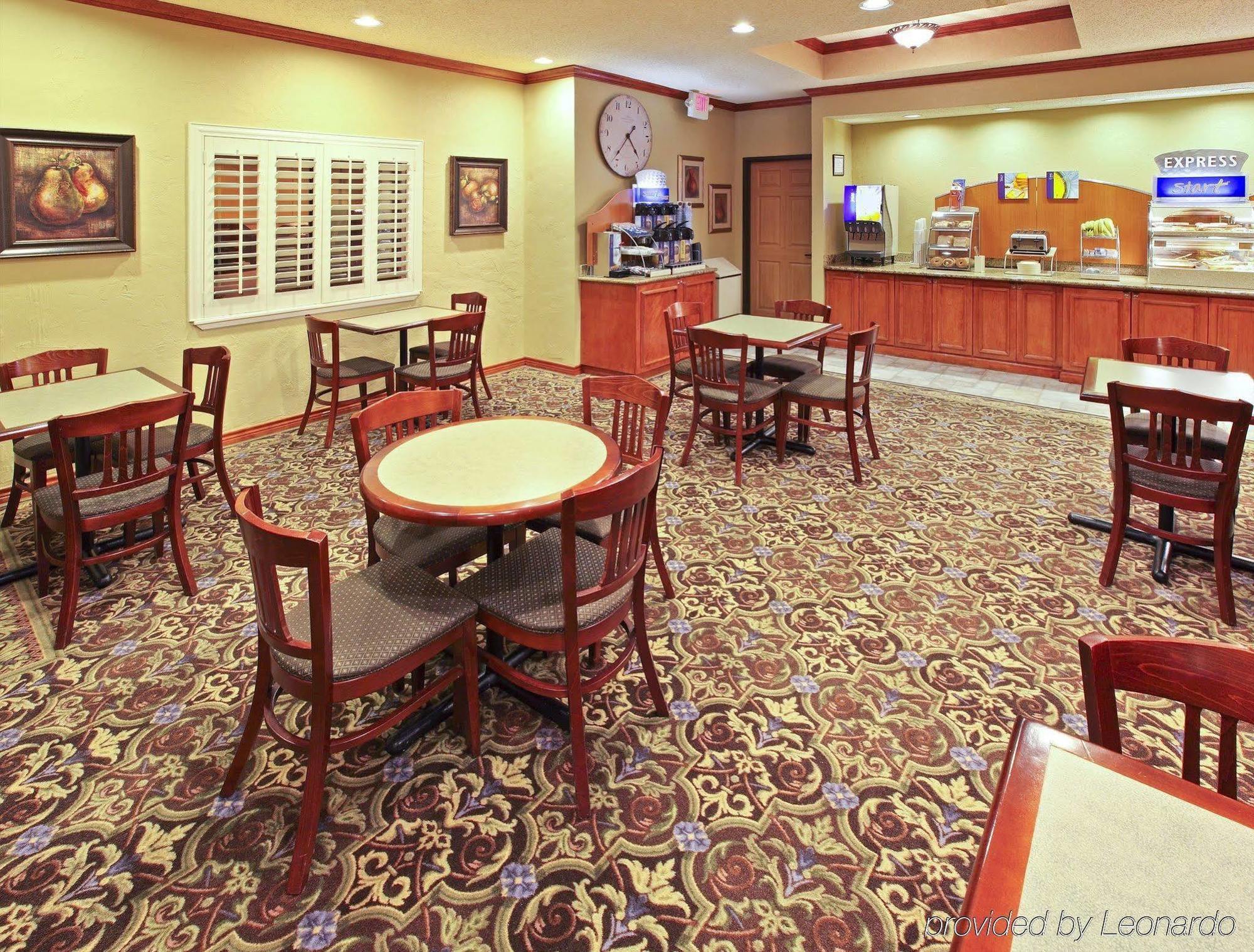 Holiday Inn Express Hotel & Suites Greenville By Ihg Luaran gambar