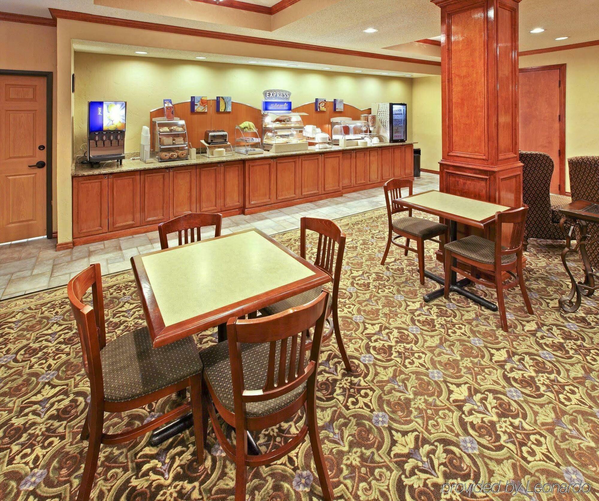 Holiday Inn Express Hotel & Suites Greenville By Ihg Luaran gambar